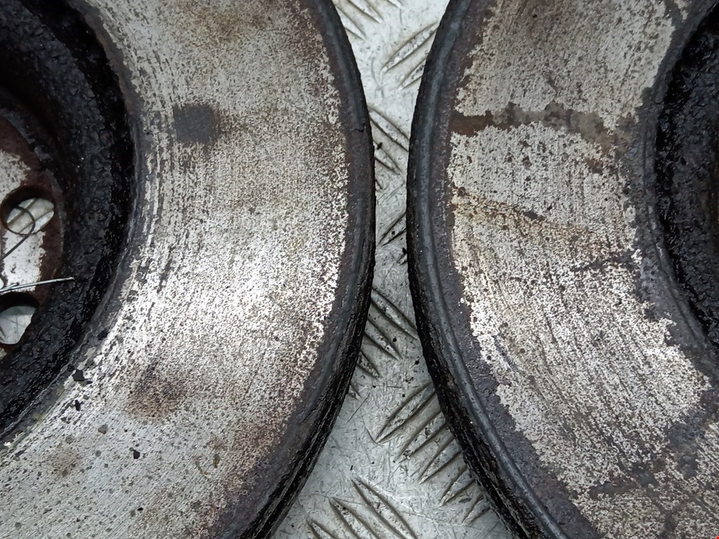 Диск тормозной передний VOLKSWAGEN Passat B6 2005-2011