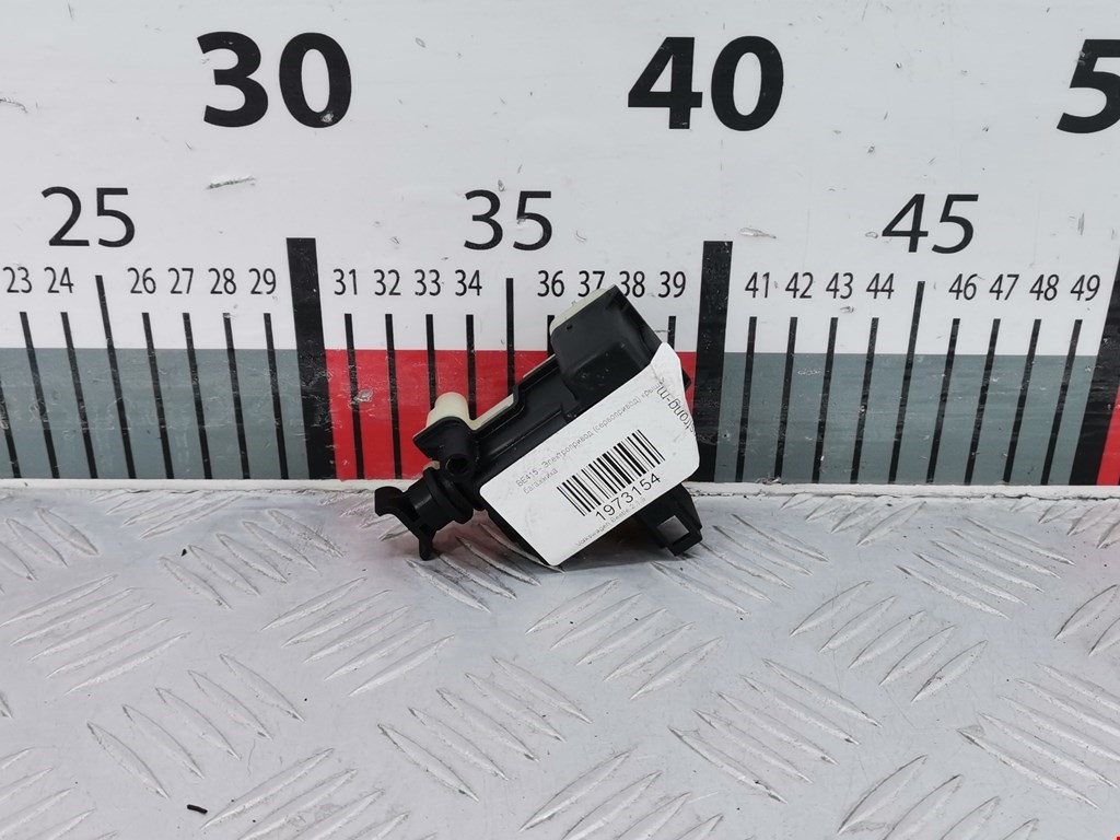 Активатор замка багажника VOLKSWAGEN Beetle A4 1998-2010