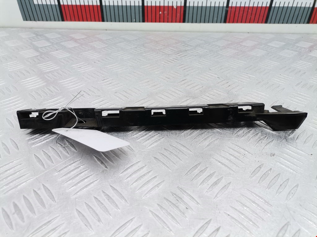 Кронштейн переднего бампера левый BMW 1er E81\E87 2004-2011