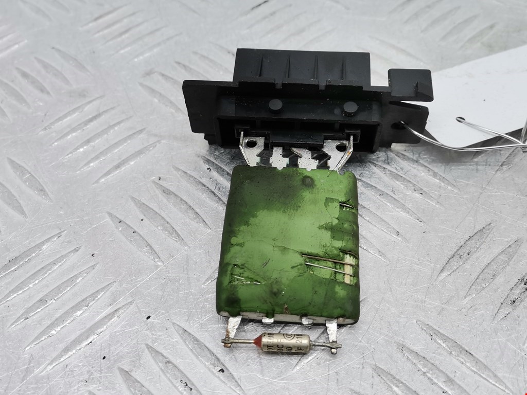 Резистор отопителя (сопротивление печки) OPEL Corsa D 2006-2014
