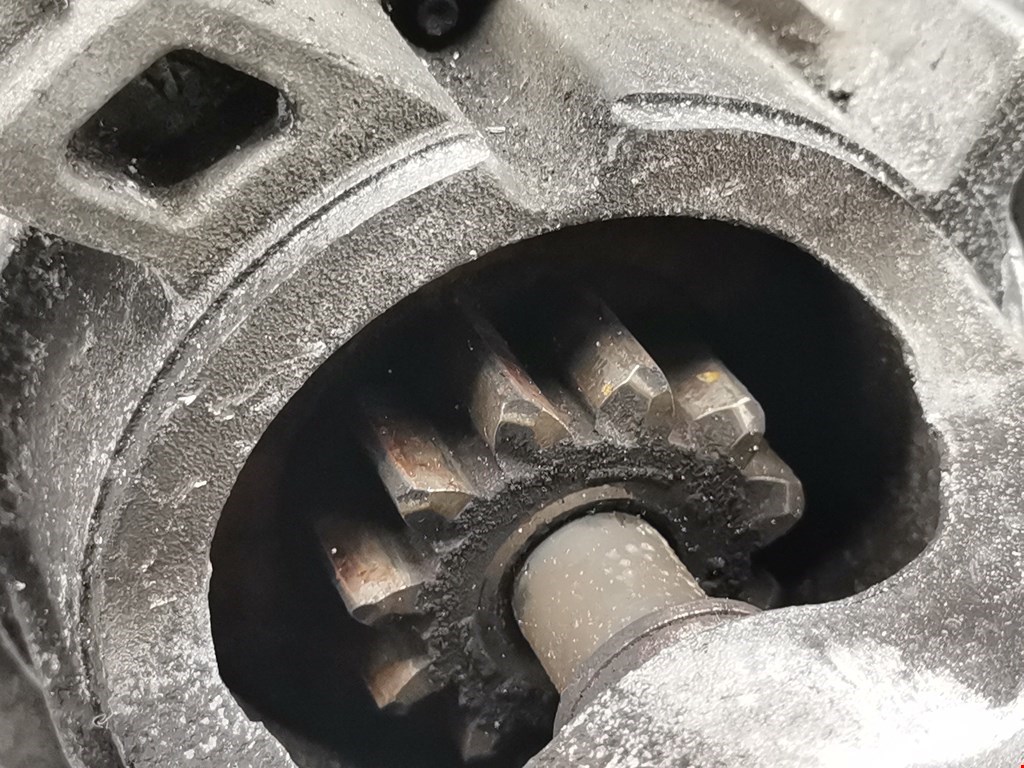 Стартер BMW 1er E81\E87 2004-2011