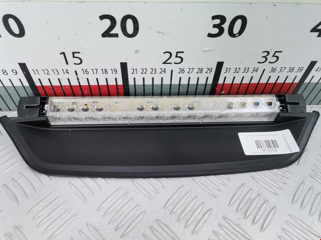 Фонарь дополнительный тормозной (стоп-сигнал) BMW 3-Series (E46) (1998-2007)