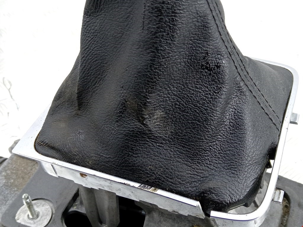 Кулиса (селектор) АКПП/МКПП в салоне VOLKSWAGEN Passat B6 2005-2011