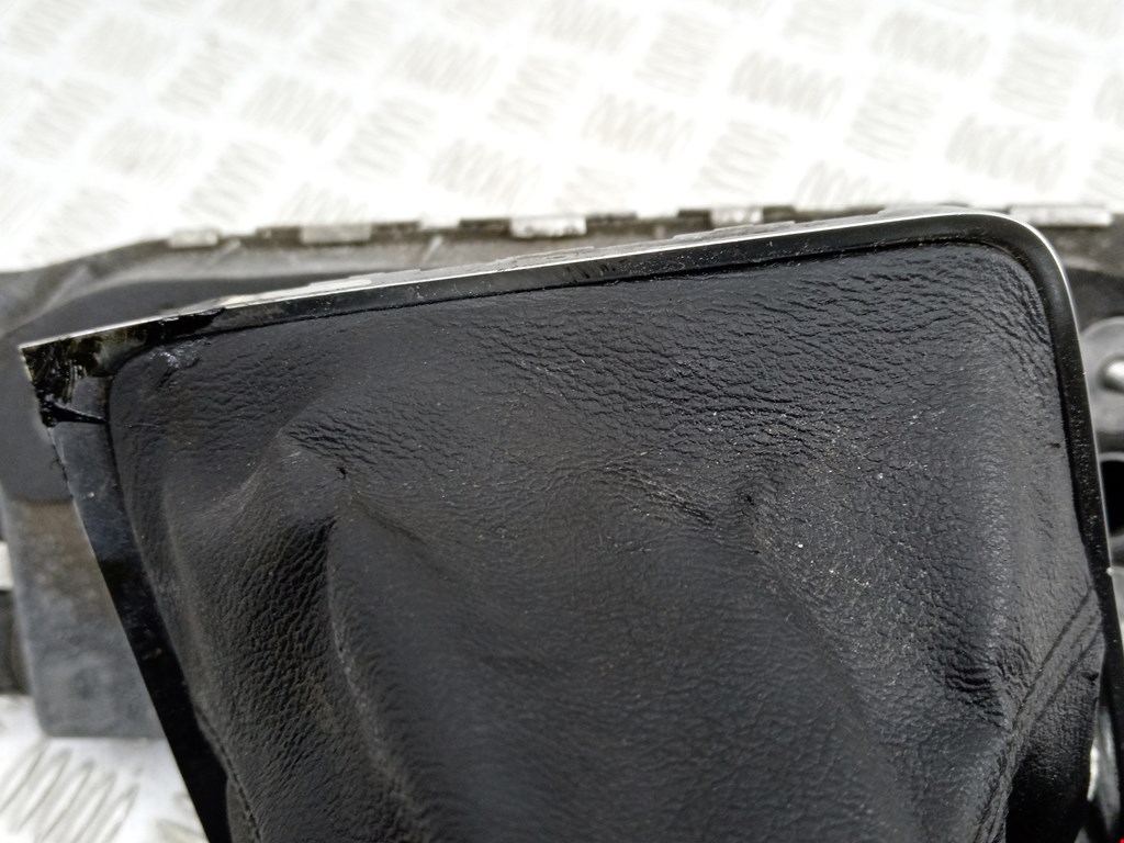 Кулиса (селектор) АКПП/МКПП в салоне VOLKSWAGEN Passat B6 2005-2011