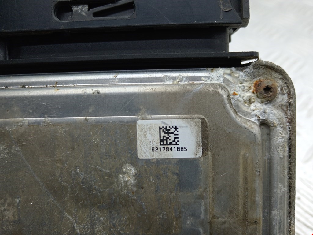 Блок управления двигателя (ЭБУ) VOLKSWAGEN Passat B7 2011-2015