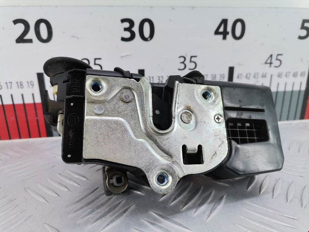 Замок двери задней правой CHEVROLET Captiva 2006-2010