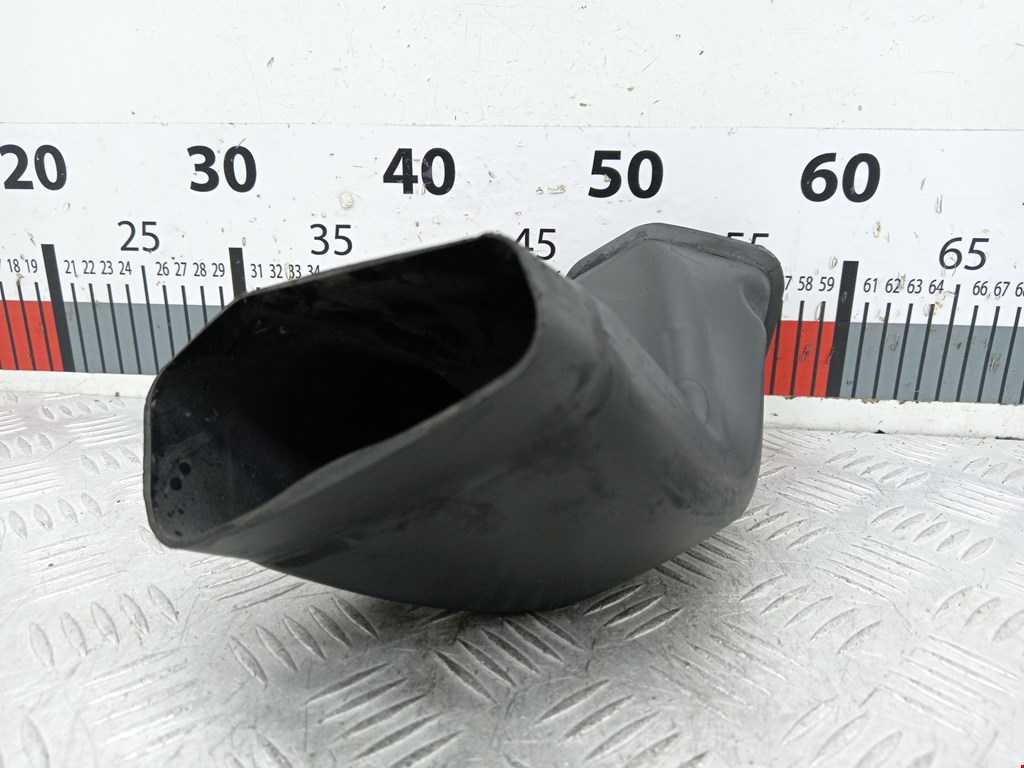 Патрубок воздушного фильтра BMW 1er E81\E87 2004-2011