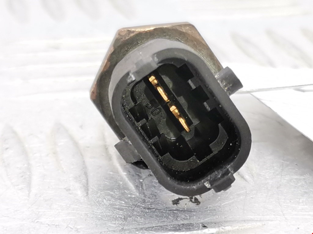 Датчик температуры (охлаждающей жидкости) OPEL Astra H/Family 2004-2015