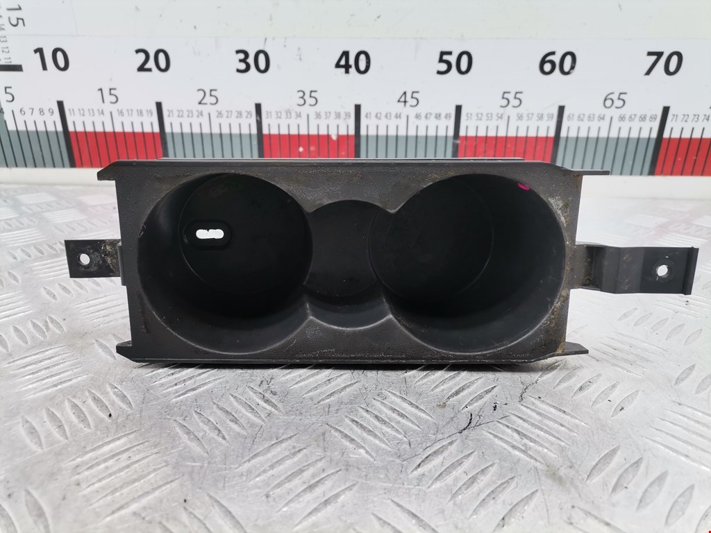 Подстаканник VOLKSWAGEN Golf V 2003-2009