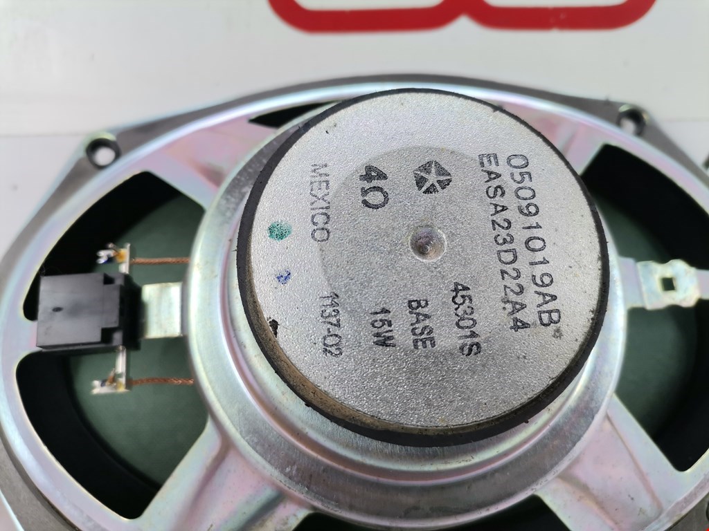 Динамик JEEP Patriot 2007-2017