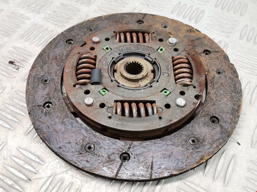 Маховик (демпфер сцепления) FIAT Grande Punto 2005-2009