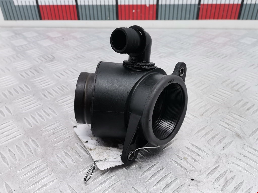 Патрубок ТНВД AUDI A6 C6 2004-2010