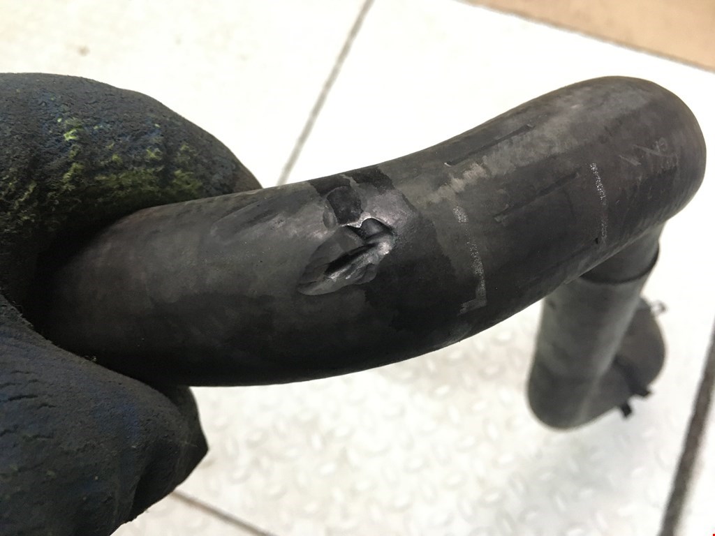 Патрубок AUDI A3 8L 1996-2003