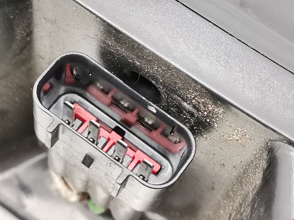 Сабвуфер LAND ROVER Freelander II 2006-2014