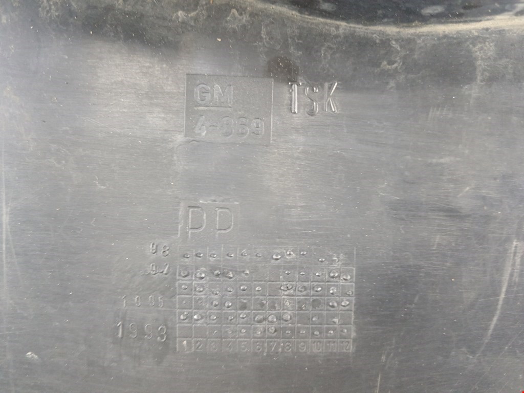 Локер (подкрылок) передний левый OPEL Omega B 1994-2004