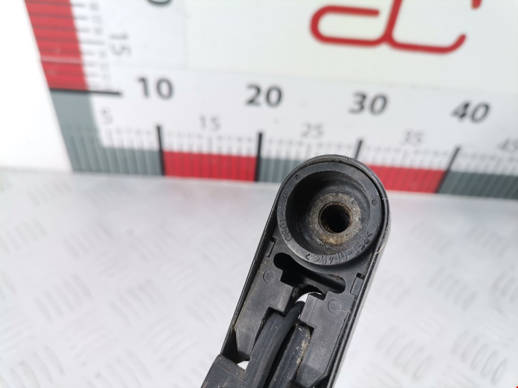 Поводок дворника задний (заднего) MAZDA Mazda 6 GG 2000-2007