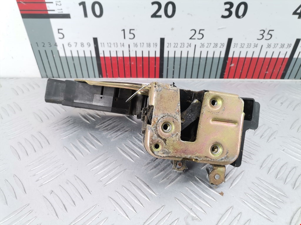 Замок двери передней правой MITSUBISHI Space Star 1999-2006