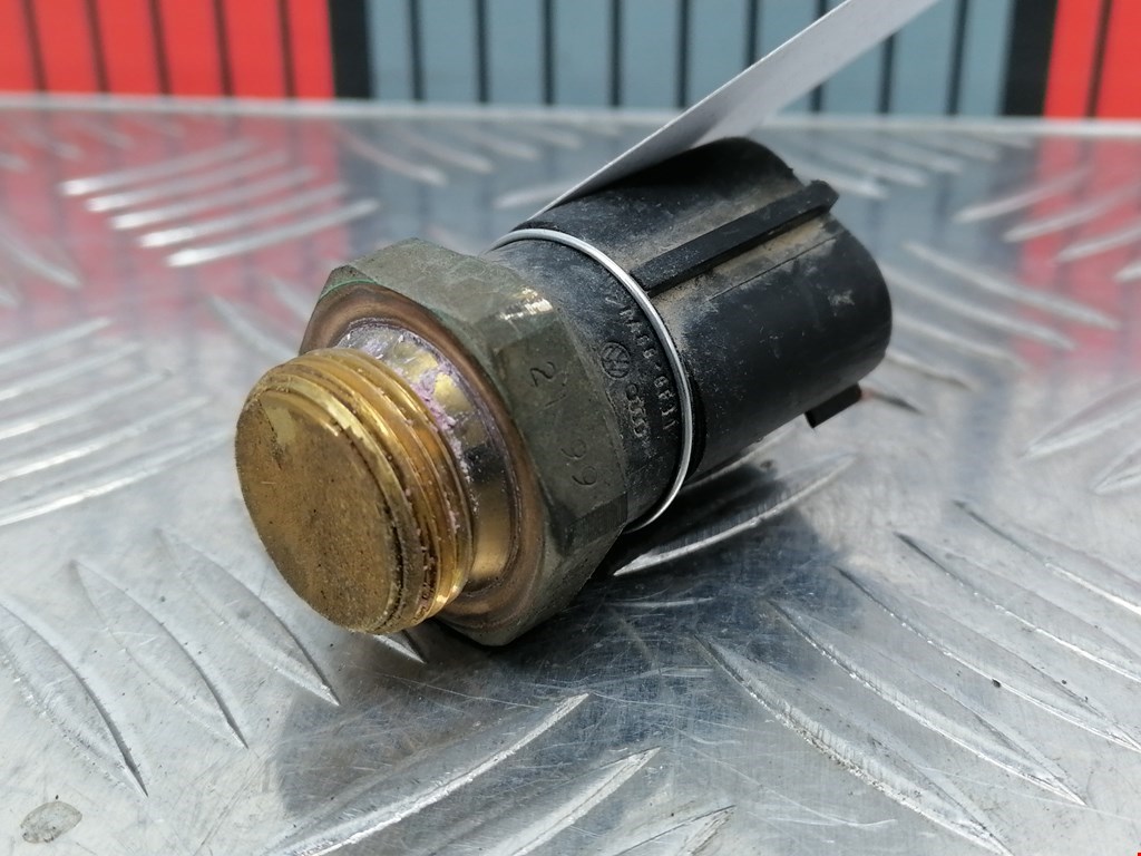 Датчик температуры (охлаждающей жидкости) VOLKSWAGEN Bora 1998-2005