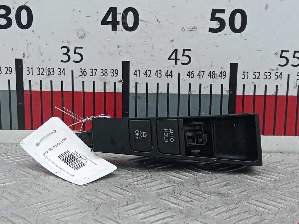 Кнопка антипробуксовочной системы VOLKSWAGEN Passat B7 2011-2015