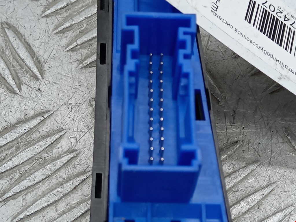 Кнопка антипробуксовочной системы VOLKSWAGEN Passat B7 2011-2015