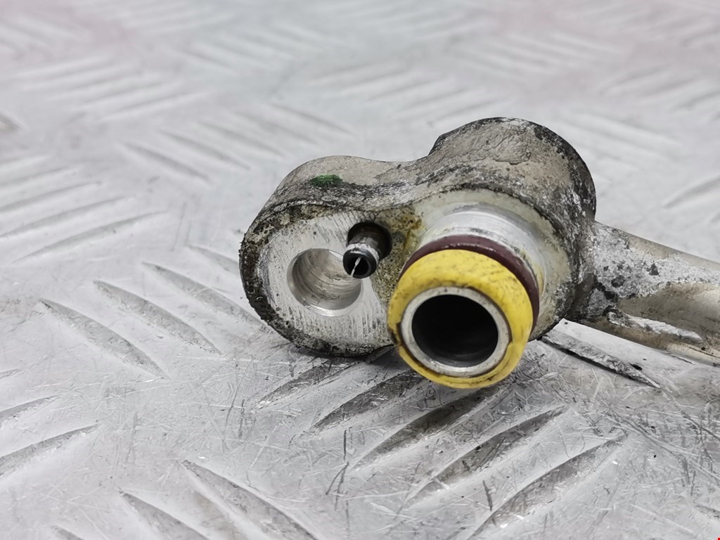 Трубка кондиционера BMW X5 E53 1999-2006