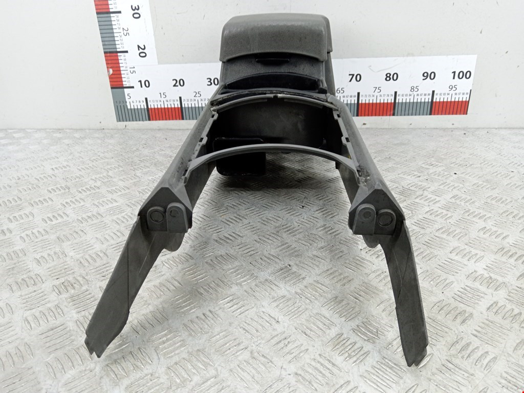 Подлокотник в салон JEEP Grand Cherokee WK 2004-2010