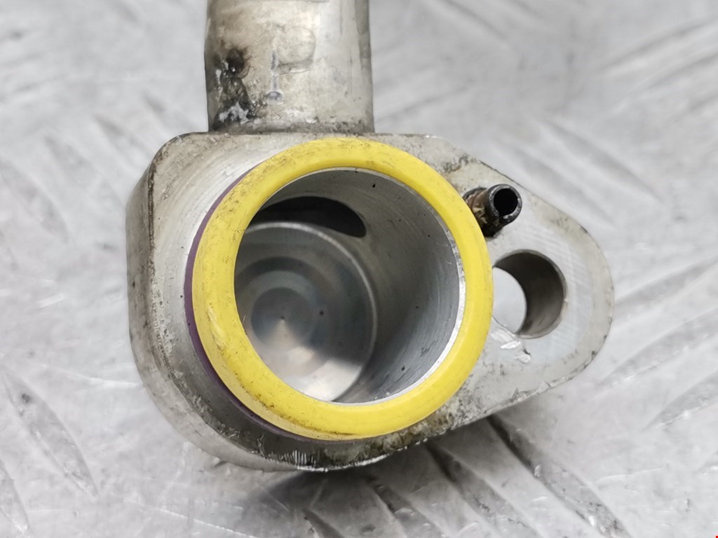 Трубка кондиционера BMW X5 E53 1999-2006