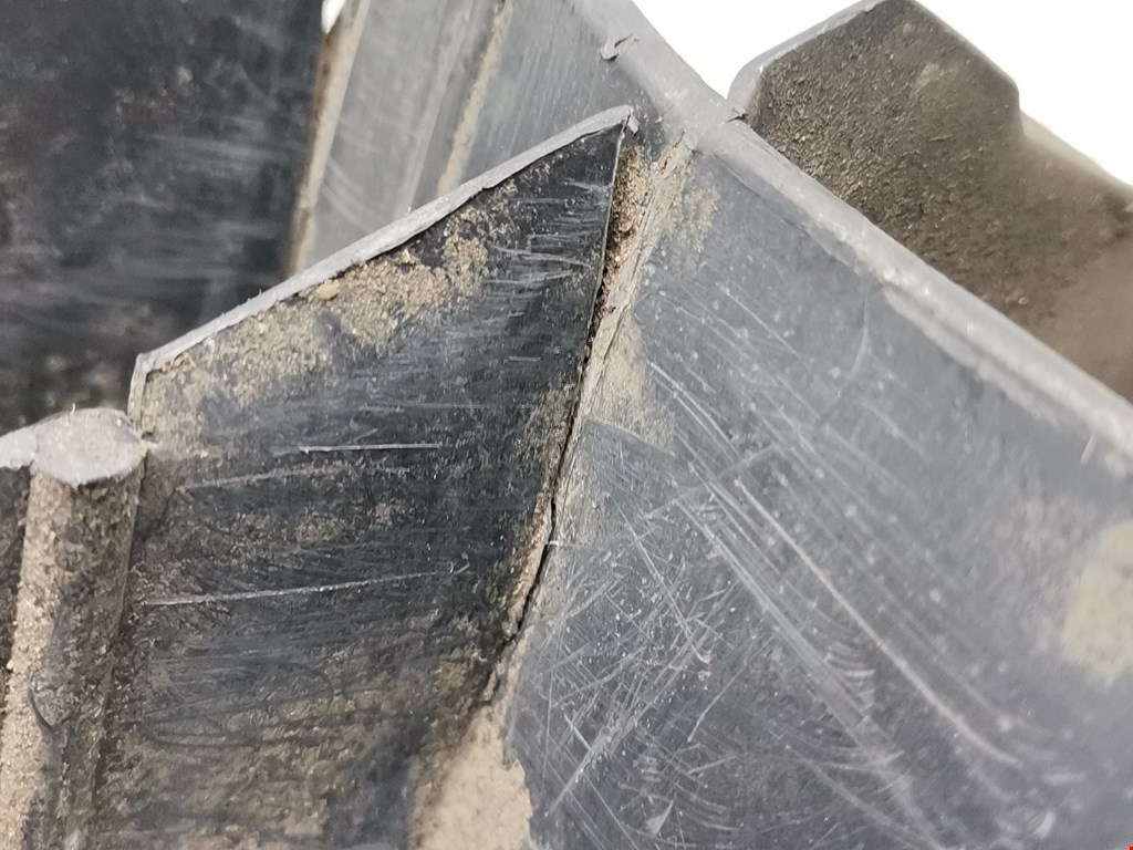 Кронштейн заднего бампера левый правый MERCEDES-BENZ Sprinter 901-905/Classic 909 1995-2006