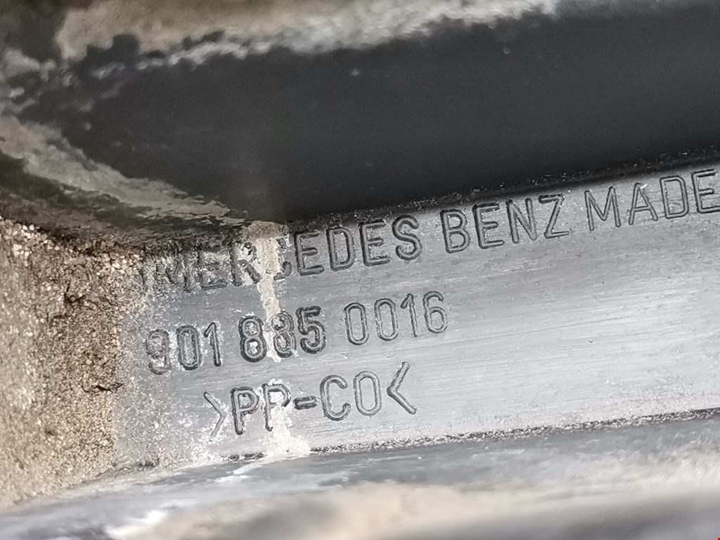 Кронштейн заднего бампера левый правый MERCEDES-BENZ Sprinter 901-905/Classic 909 1995-2006