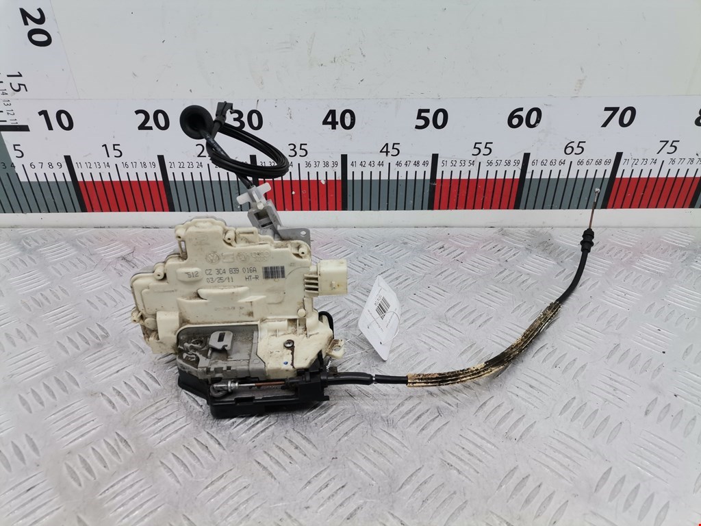 Замок двери задней правой VOLKSWAGEN Passat B7 2011-2015