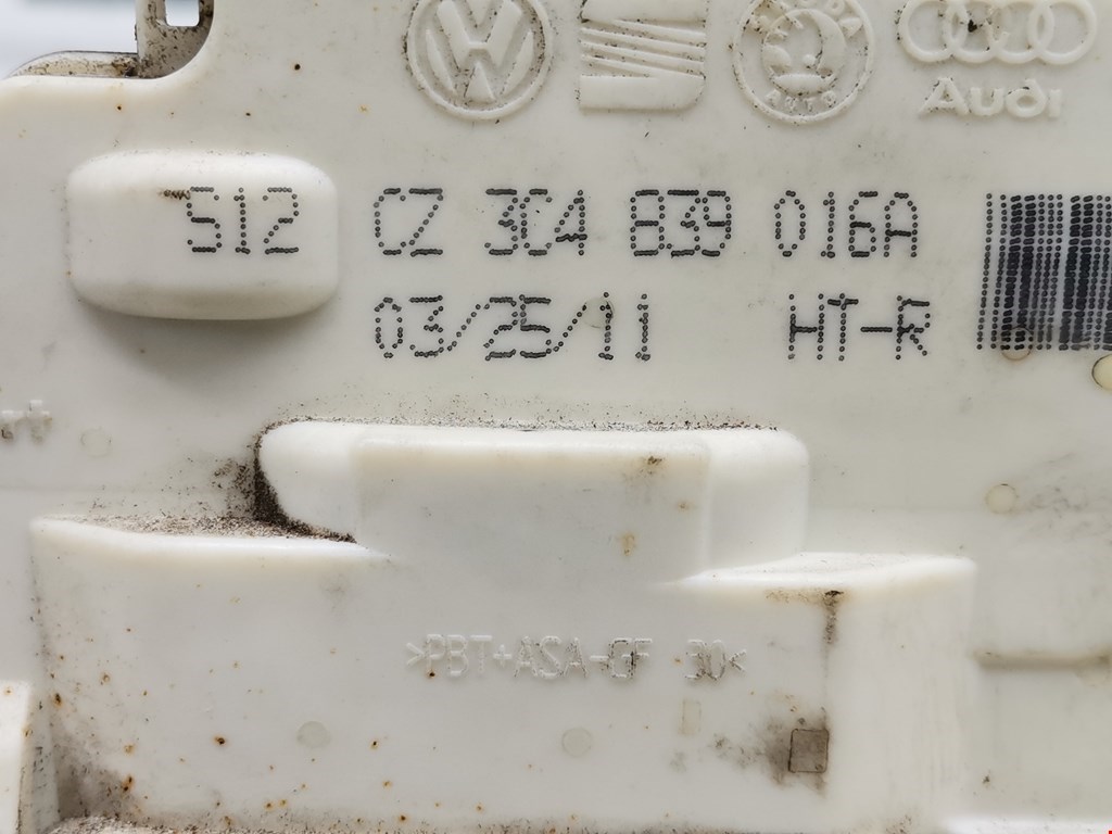 Замок двери задней правой VOLKSWAGEN Passat B7 2011-2015