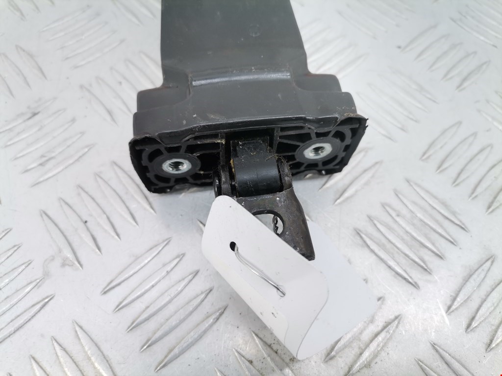 Ограничитель открывания двери SKODA Octavia A7 2013-2020