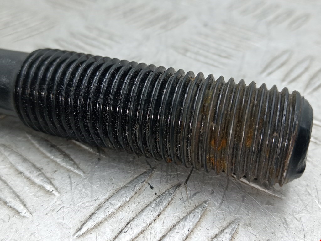 Крюк буксировочный KIA Cee'd II 2012-2018