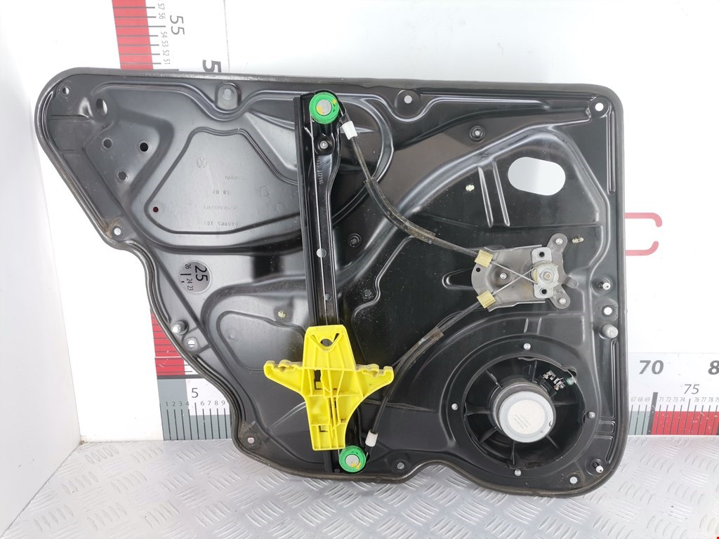 Стеклоподъемник задний правый VOLKSWAGEN Passat B6 2005-2011