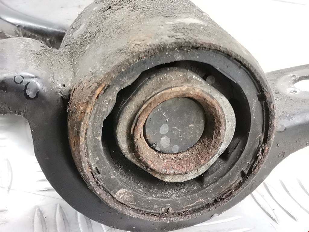 Рычаг передний правый FORD Focus I 1998-2005