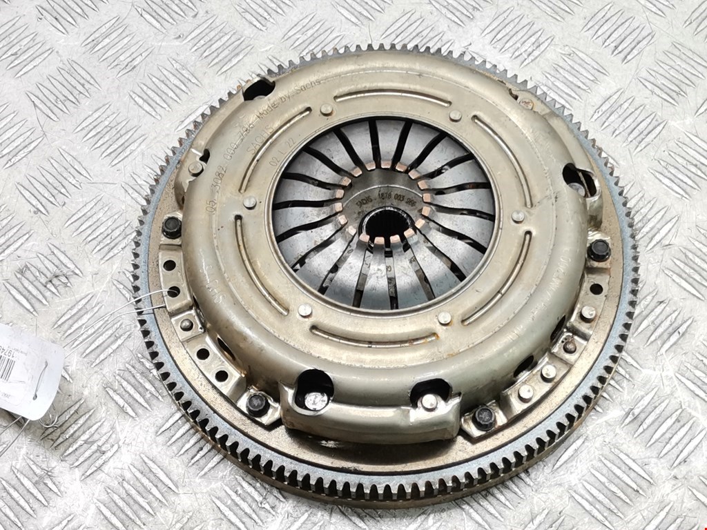 Маховик (демпфер сцепления) Skoda Fabia 1 (1999-2007)