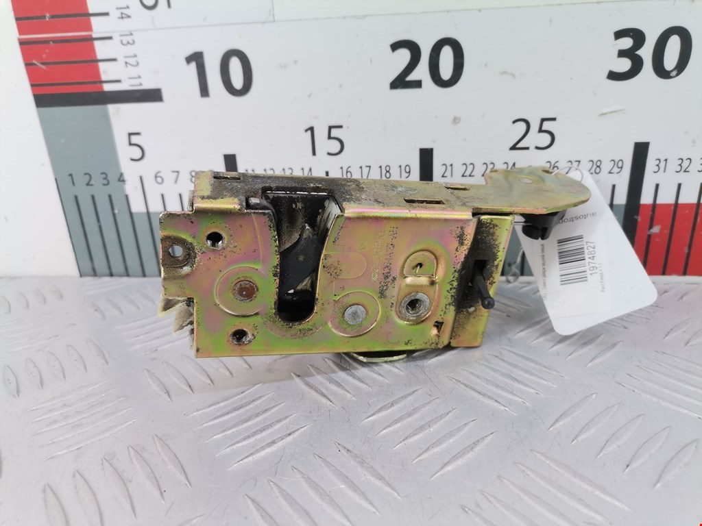 Замок двери задней левой FORD Fiesta 1995-2001