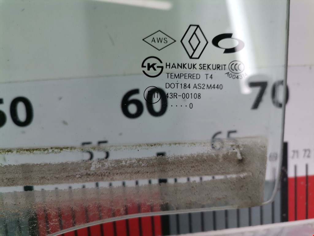 Стекло двери заднее левое RENAULT Koleos HY 2008-2016