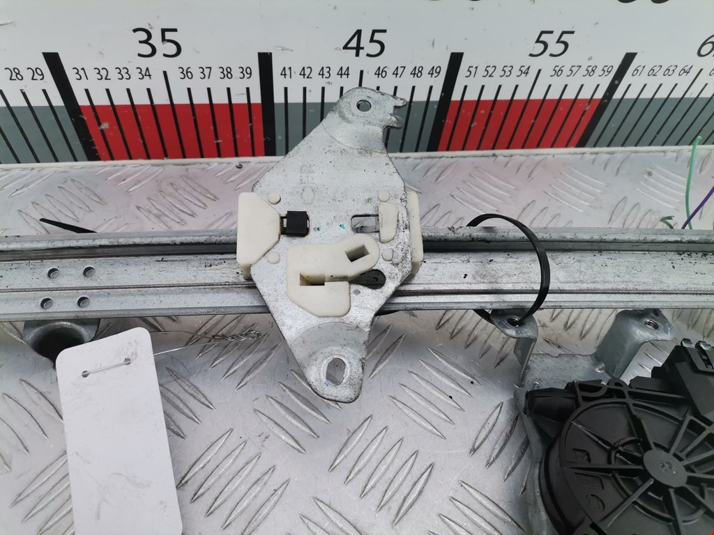 Стеклоподъемник передний правый NISSAN Note E11 2005-2014