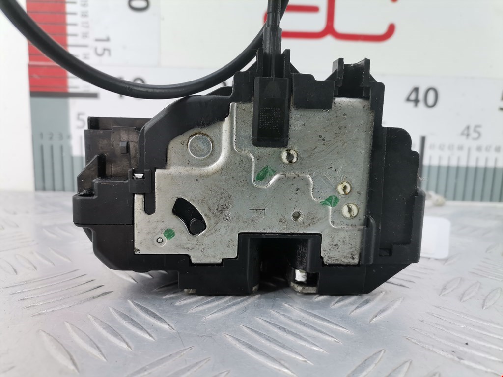 Замок двери передней правой NISSAN Note E11 2005-2014