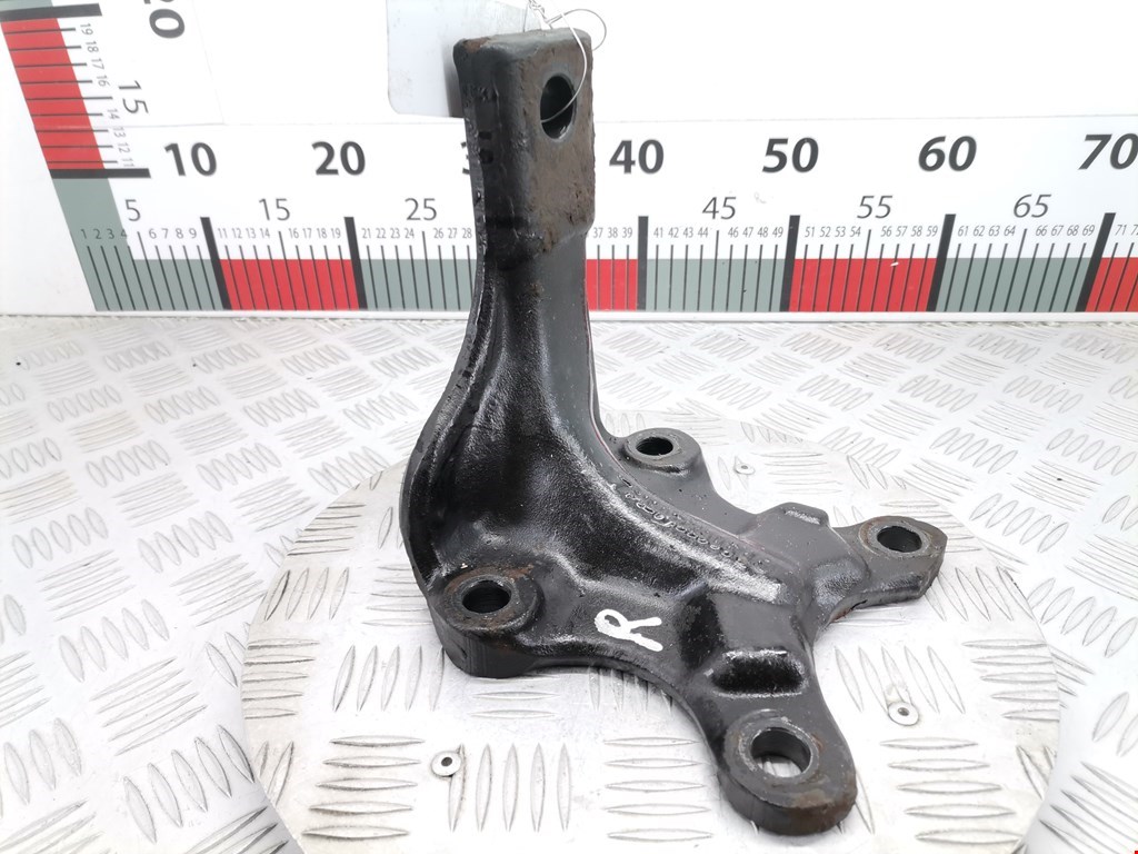 Кронштейн (крепление лапа) двигателя Mercedes Atego 1 (1998-2004)