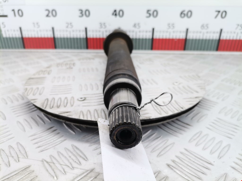 Полуось (привод, приводной вал) передняя правая FORD Focus I 1998-2005