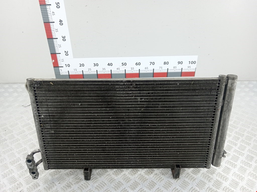 Радиатор кондиционера BMW 1er E81\E87 2004-2011