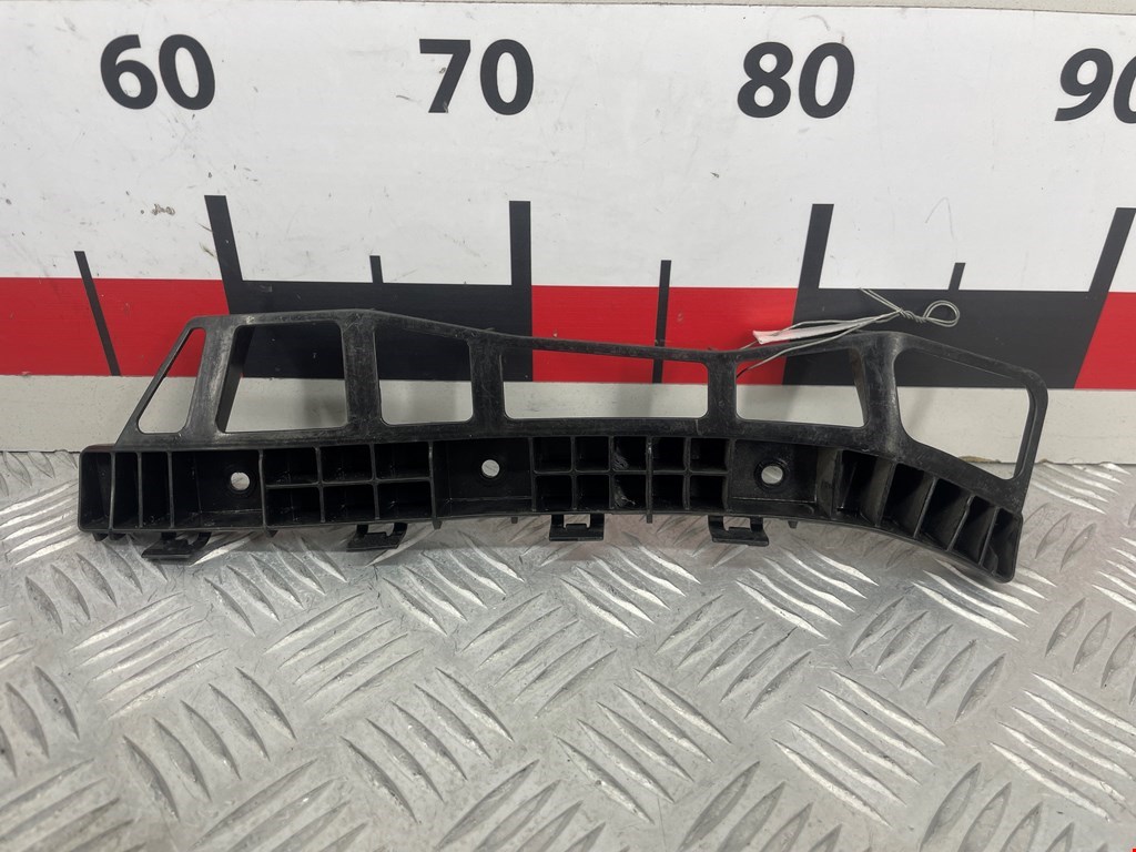 Кронштейн заднего бампера левый правый HYUNDAI i30 2007-2012