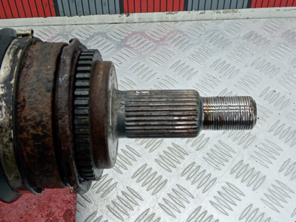 Полуось (привод, приводной вал) задняя левая LAND ROVER Discovery III 2005-2009