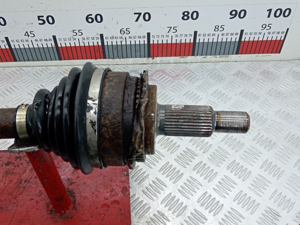 Полуось (привод, приводной вал) задняя правая LAND ROVER Discovery III 2005-2009