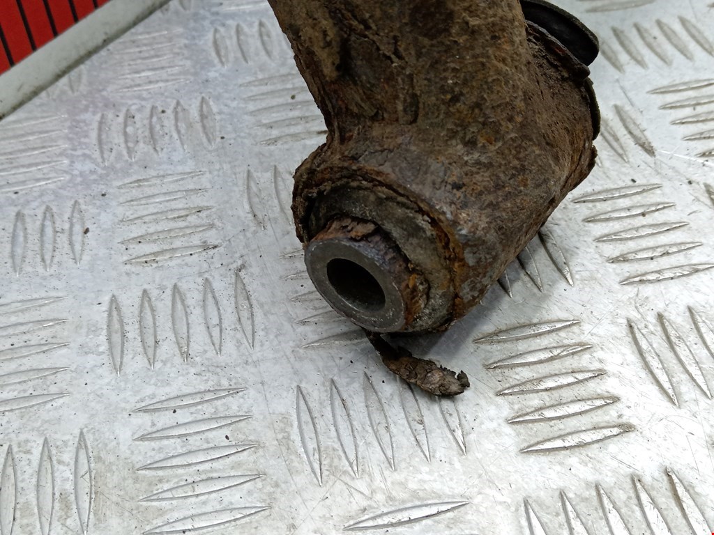 Рычаг задний правый LAND ROVER Discovery III 2005-2009