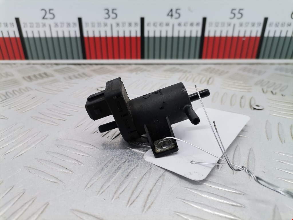 Клапан воздушного фильтра Volvo S40 V40 1 (1996-2004)