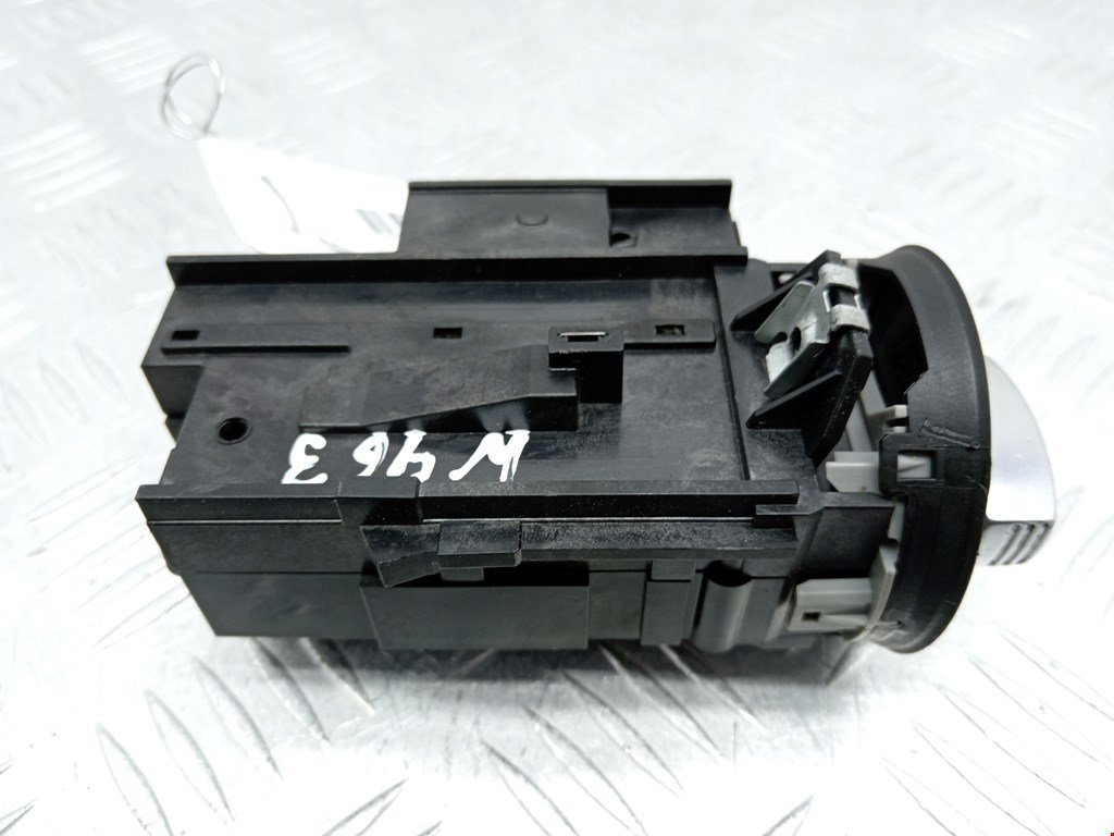 Замок зажигания VOLKSWAGEN Passat B7 2011-2015