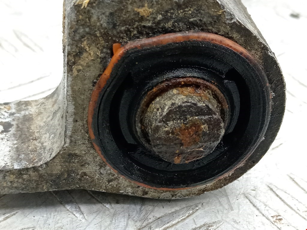 Рычаг передний левый PEUGEOT Partner 1996-2009